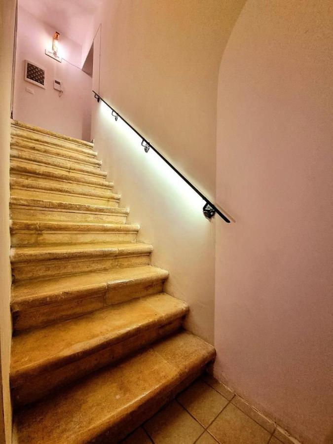 Dimora Grotta Masciarelli Hotel L'Aquila Luaran gambar